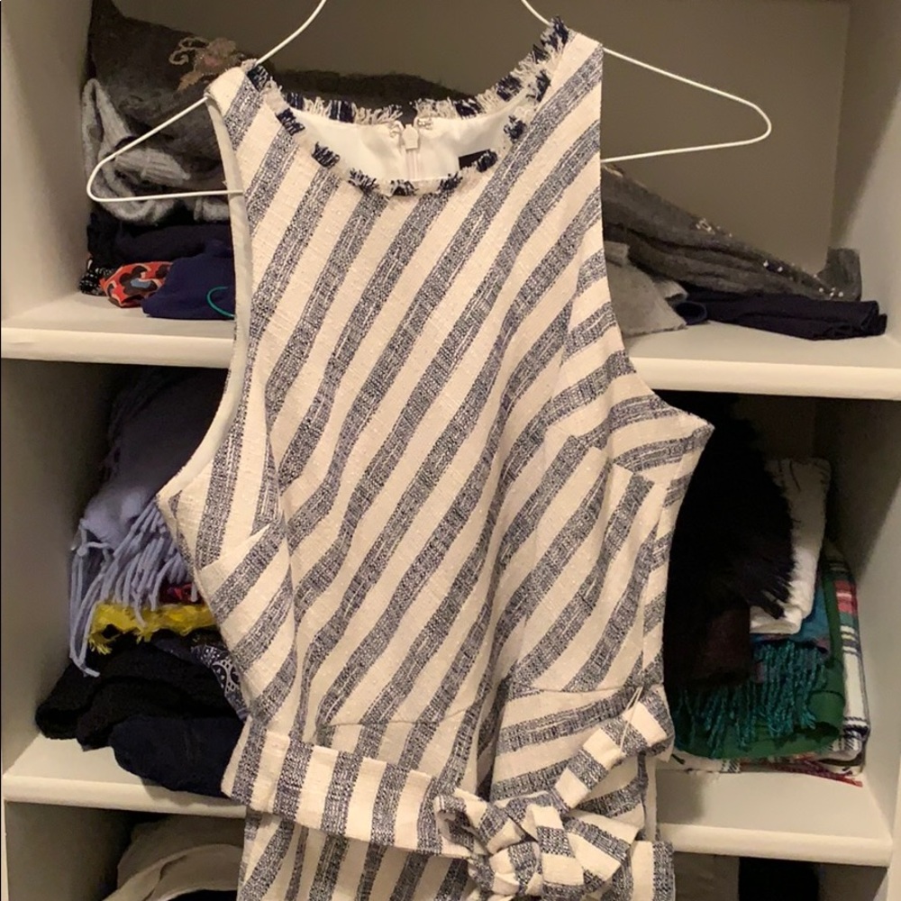 Banana Republic beautiful summer dress